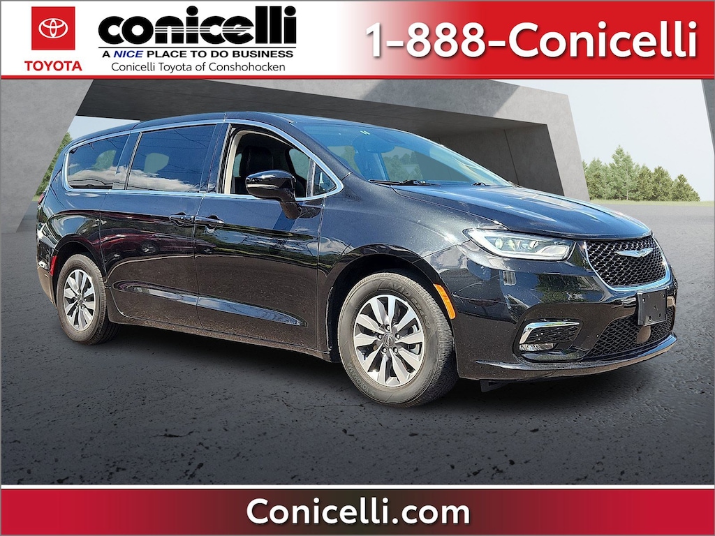 Used 2024 Chrysler Pacifica Hybrid Select Minivan