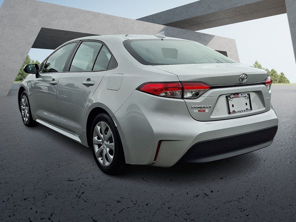 Used 2024 Toyota Corolla LE Sedan