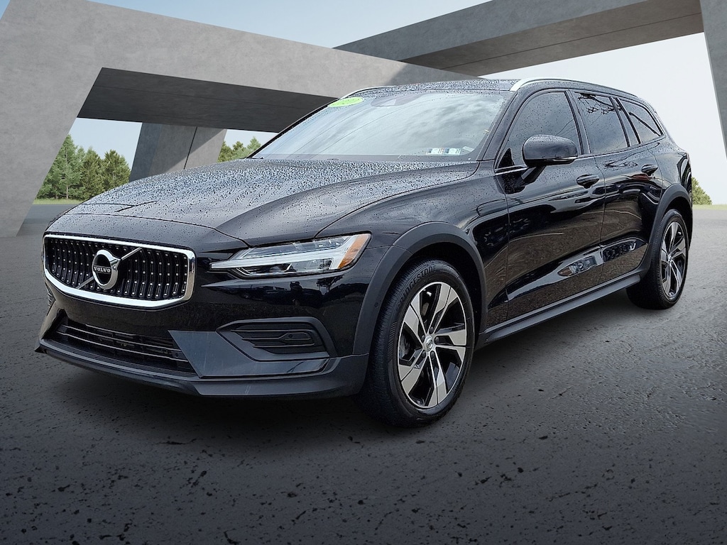 Used 2020 Volvo V60 Cross Country 4DR WGN AWD T5 Wagon