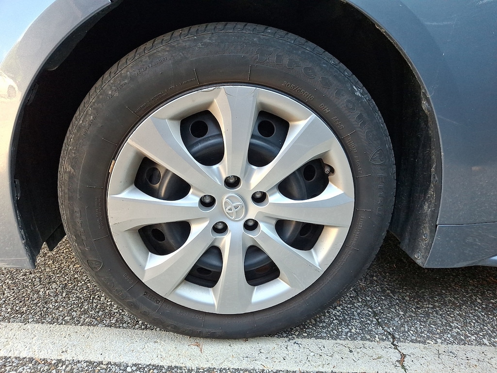 Used 2024 Toyota Corolla LE Sedan