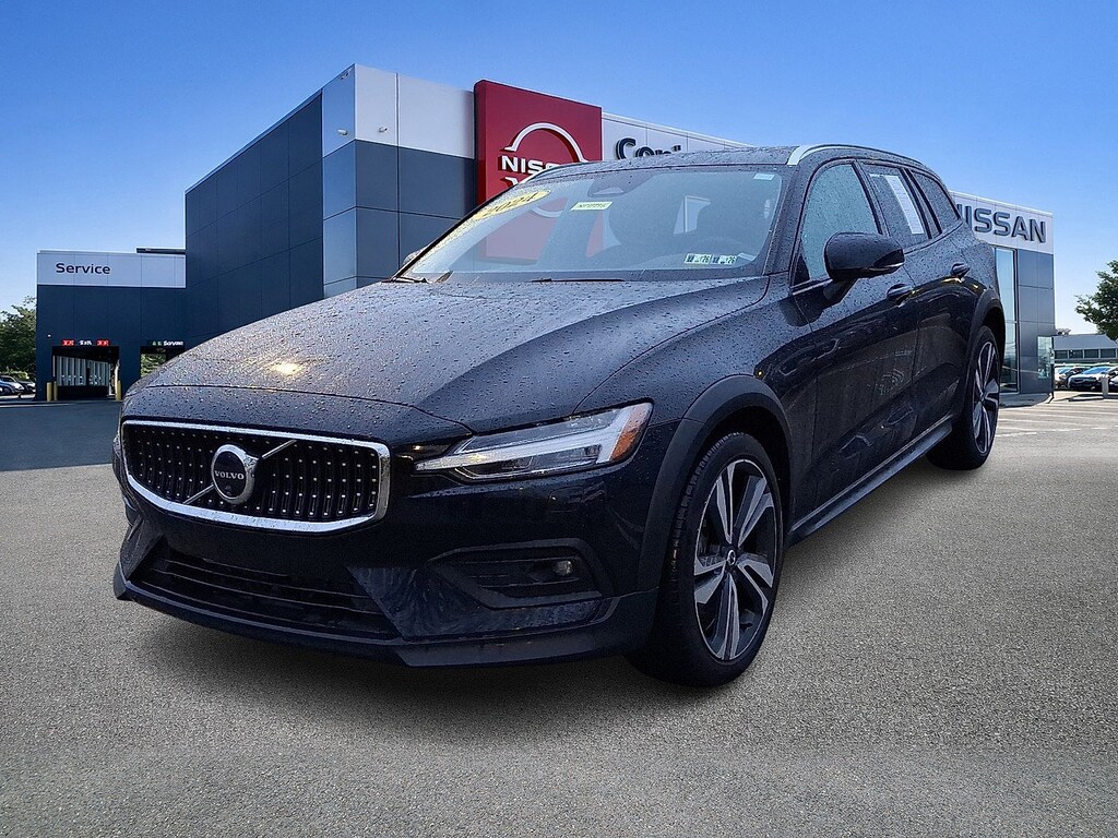 Used 2024 Volvo V60 Cross Country B5 Plus Wagon