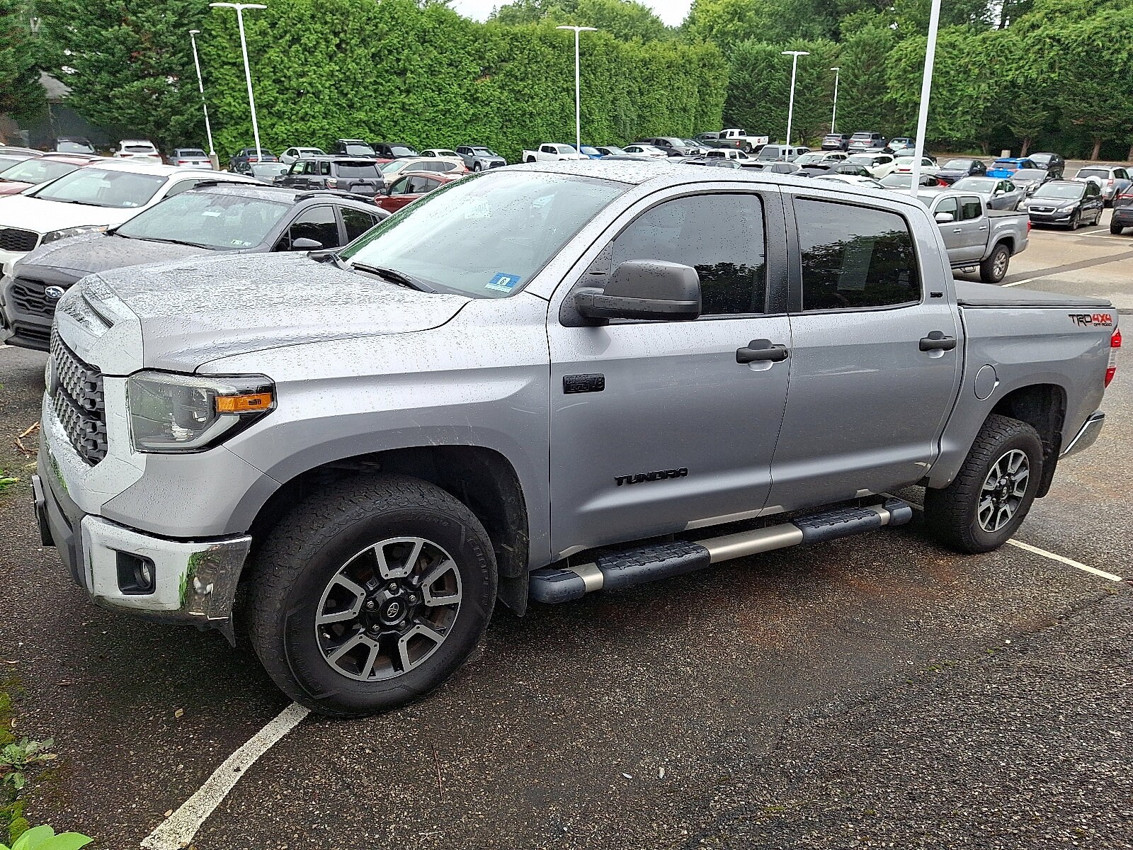 2020 Toyota Tundra SR5 CrewMax photo 4
