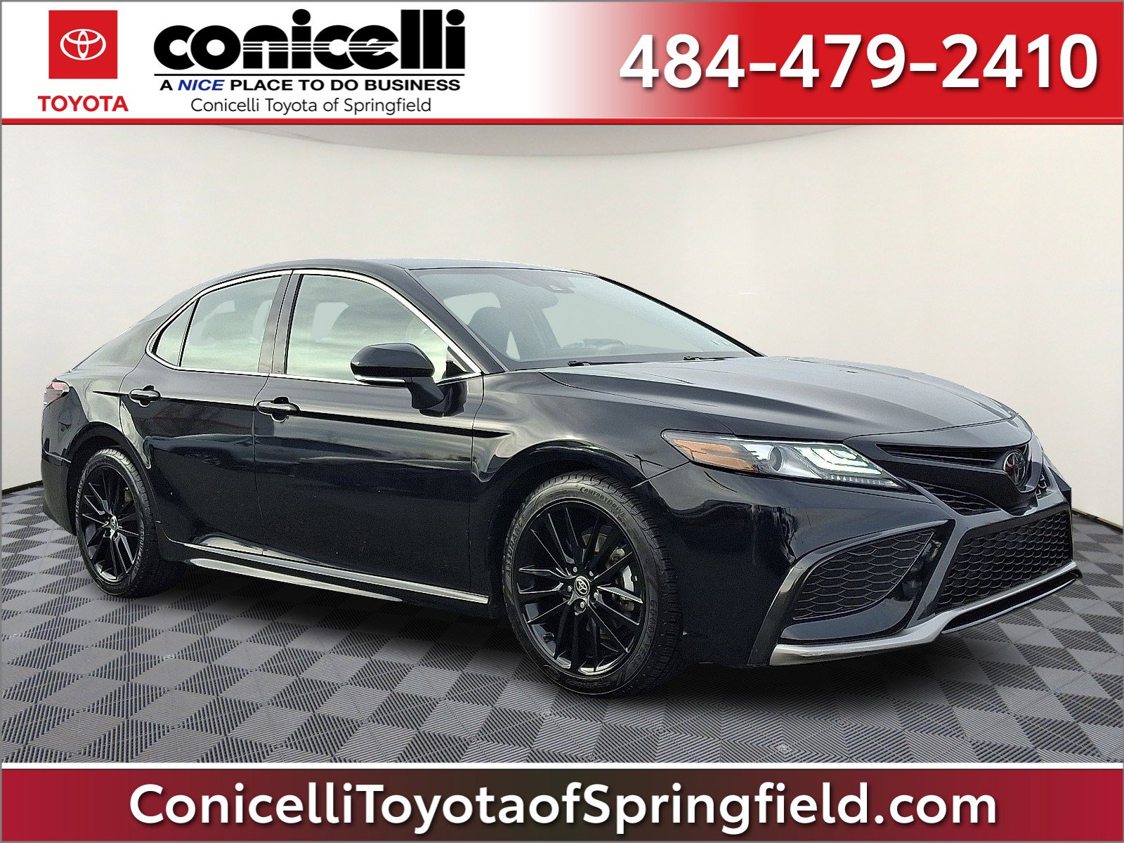 2023 Toyota Camry XSE's photo