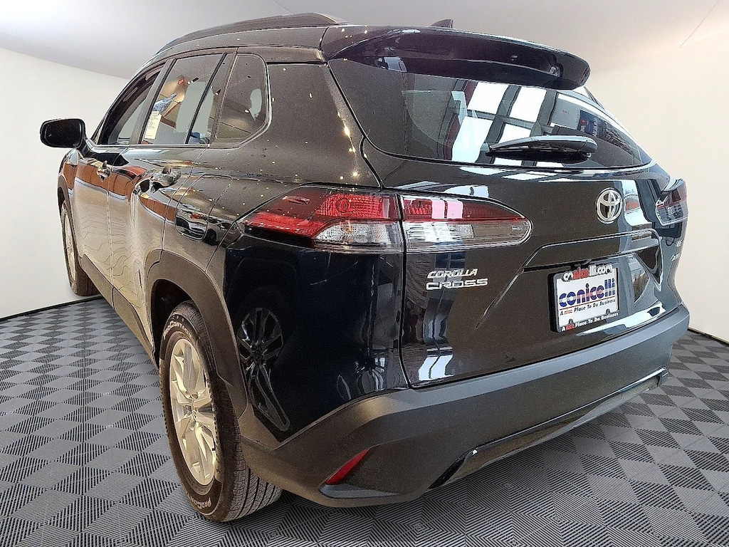 New 2026 Toyota Corolla Cross LE SUV