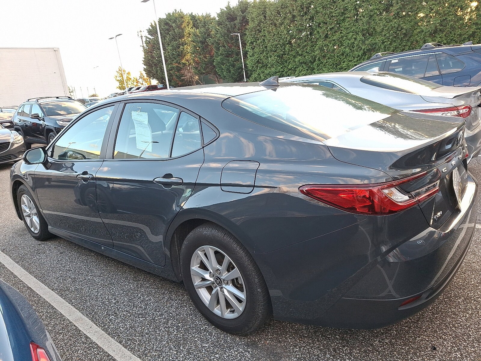 2025 Toyota Camry LE photo 3