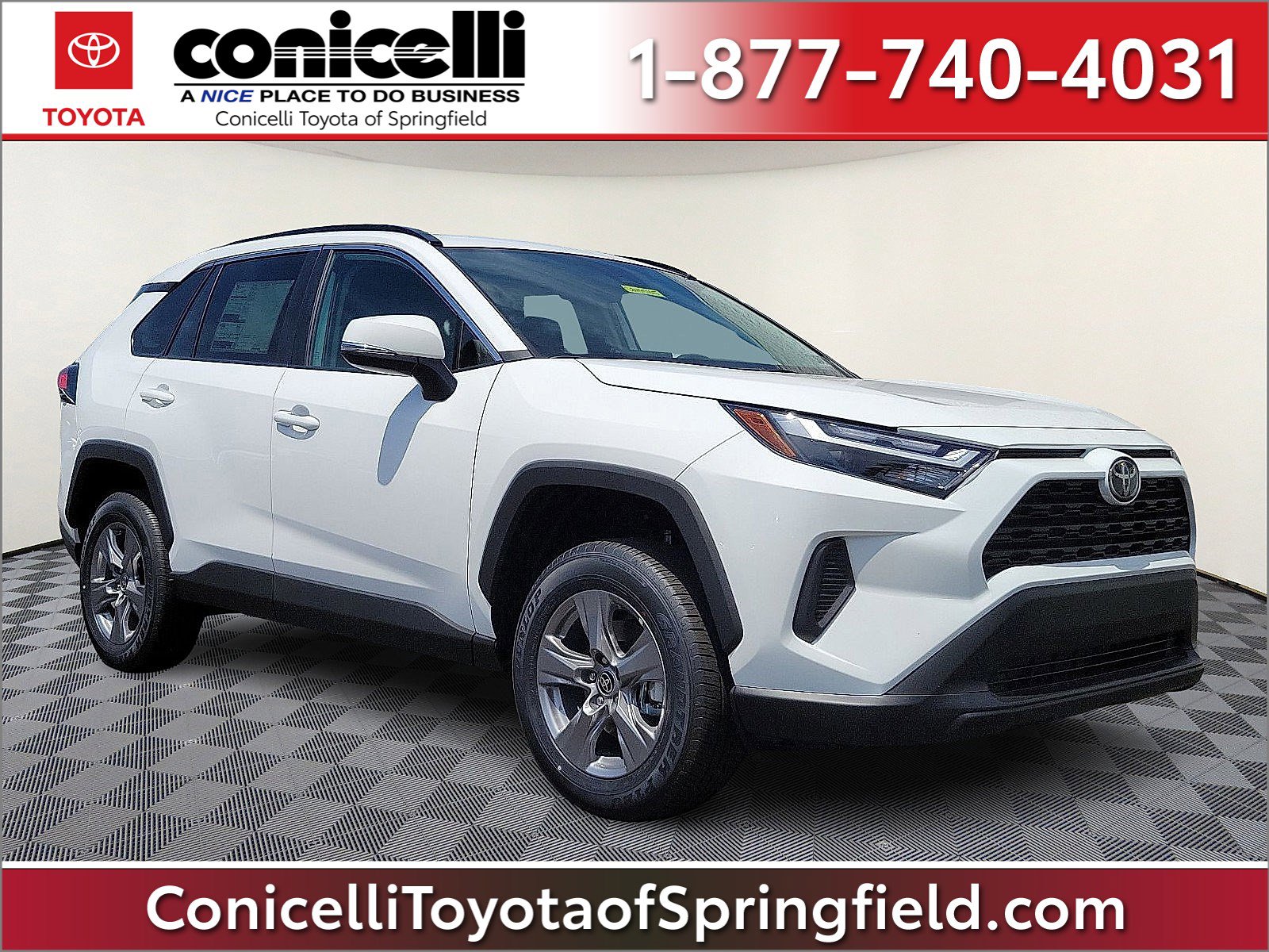 2025 Toyota RAV4 XLE's photo