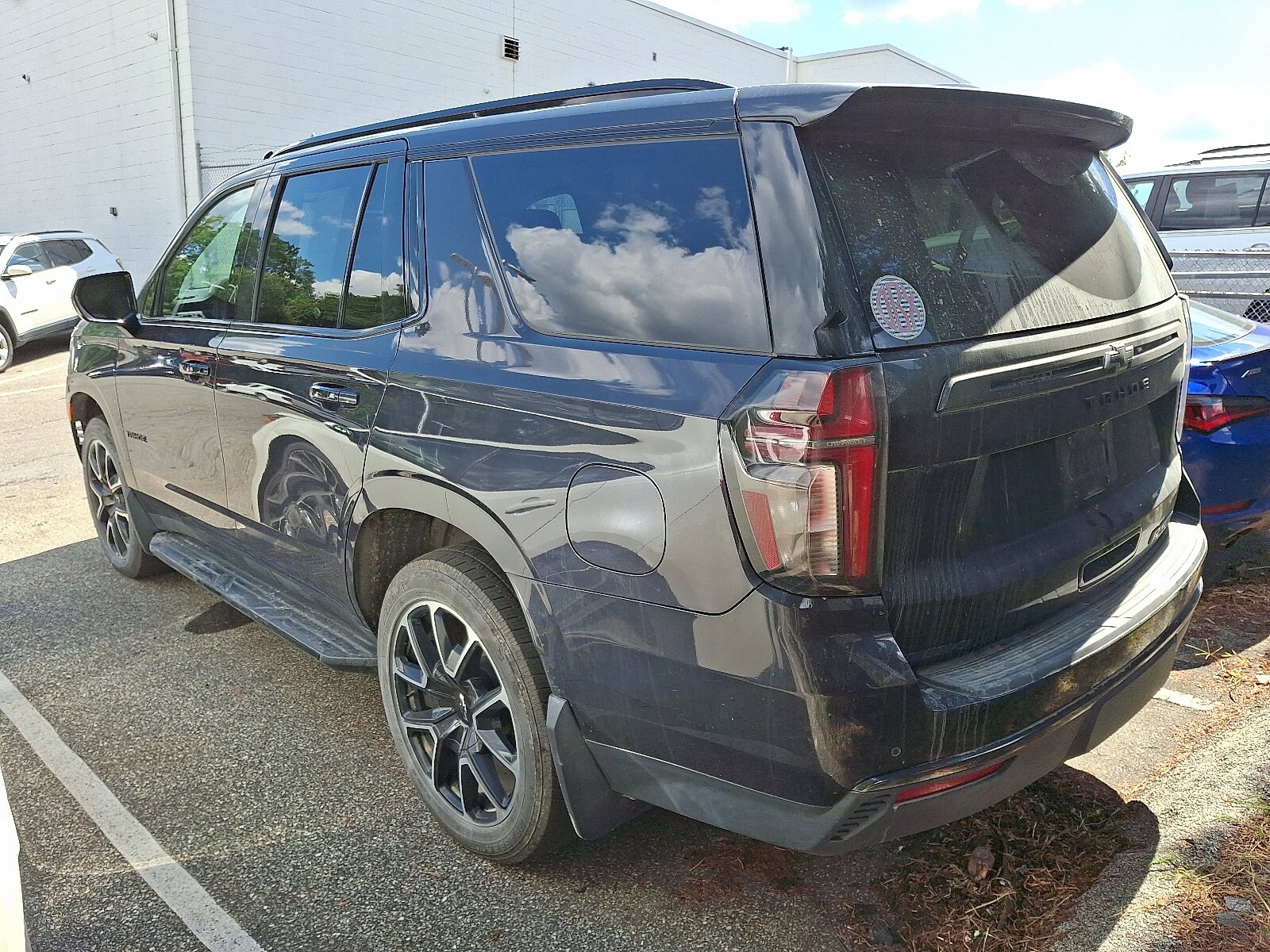 2022 Chevrolet Tahoe RST photo 3