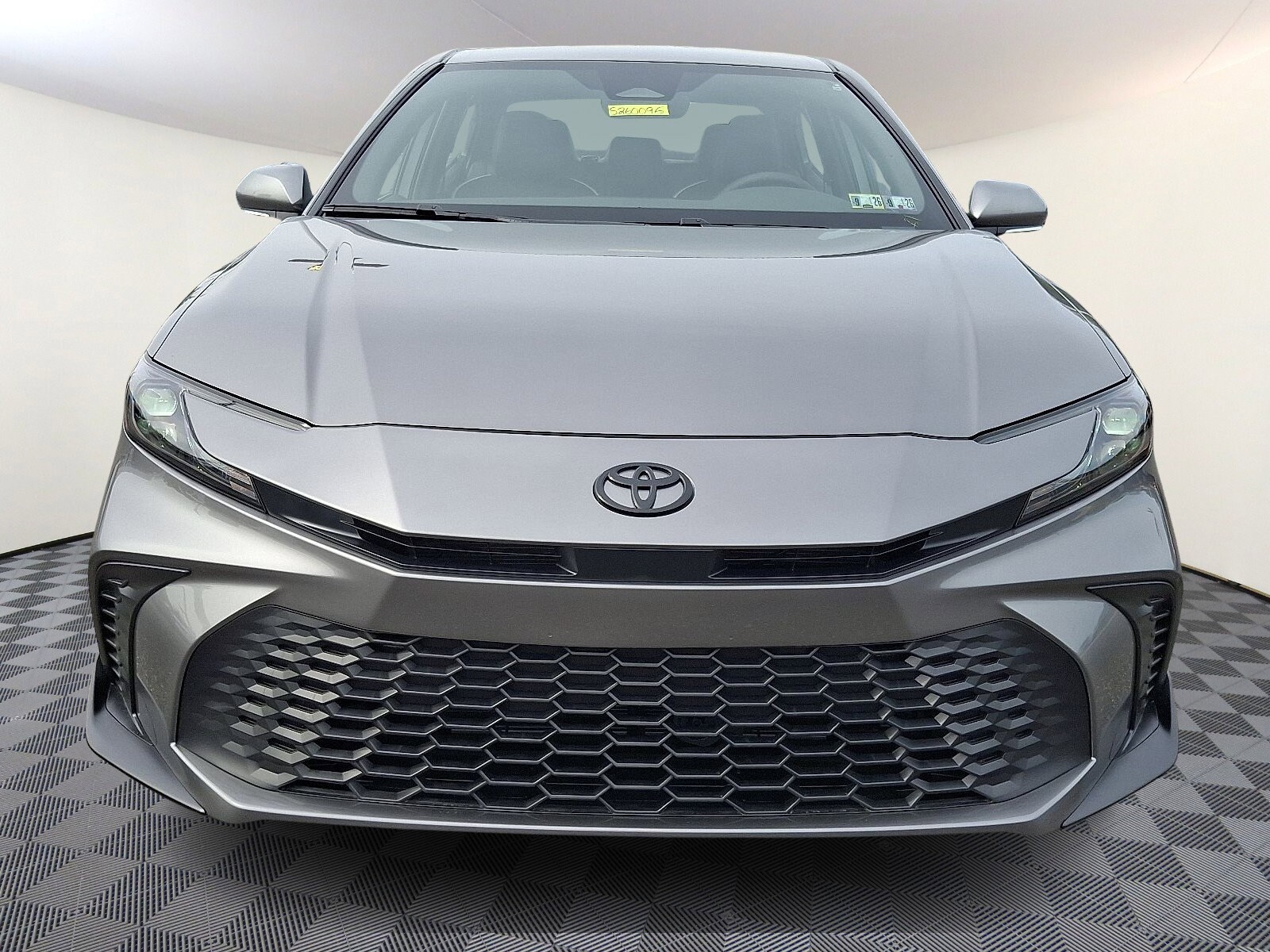 2026 Toyota Camry SE photo 2