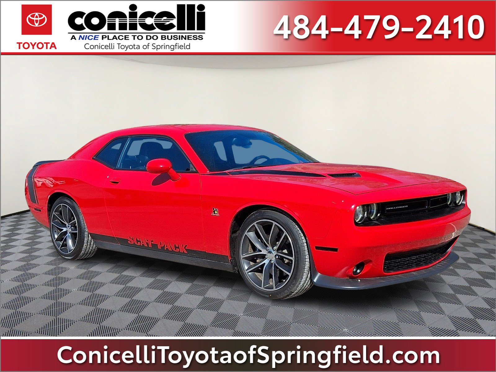 2016 Dodge Challenger Scat Pack's photo