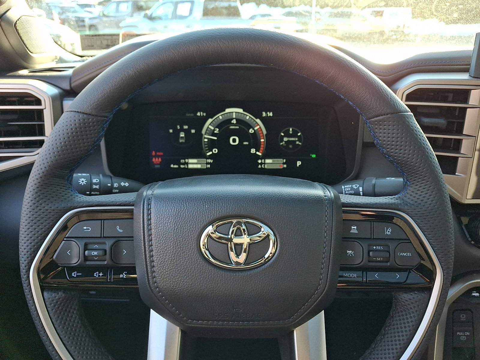 2026 Toyota Tundra Platinum - Photo 18