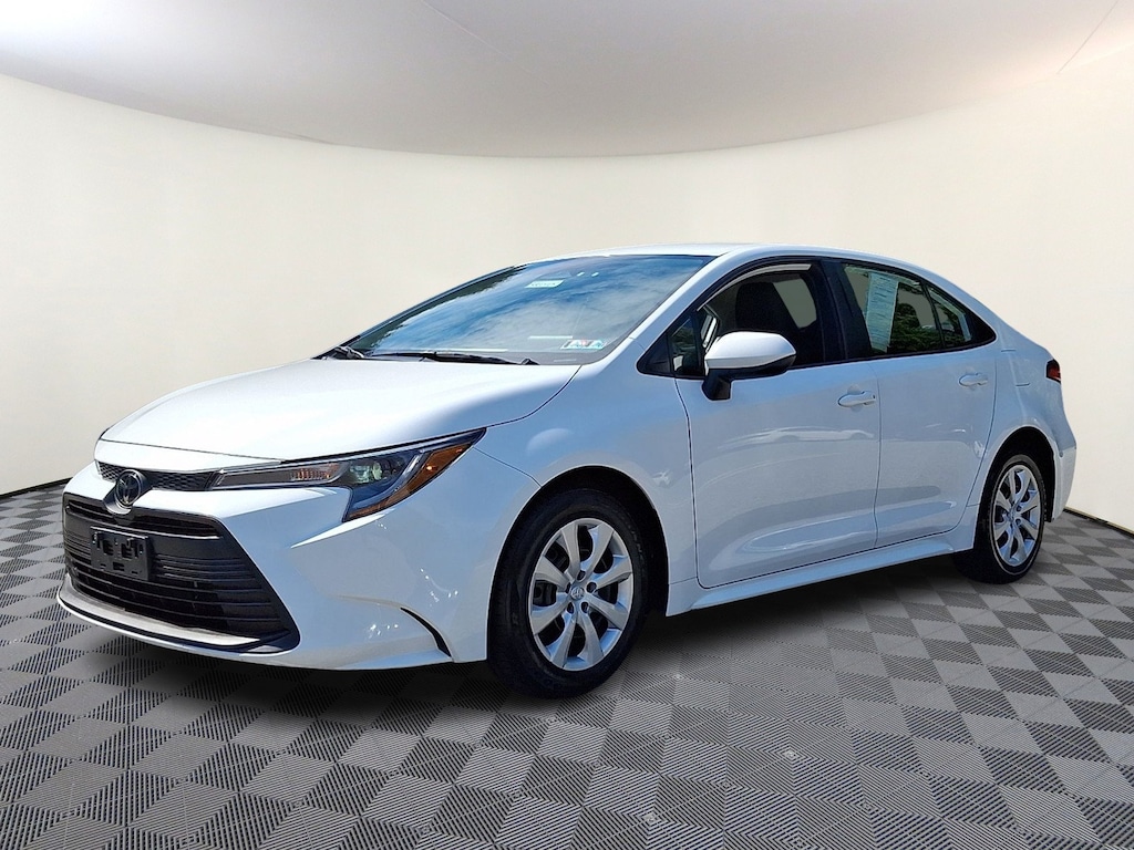 Used 2024 Toyota Corolla LE Sedan