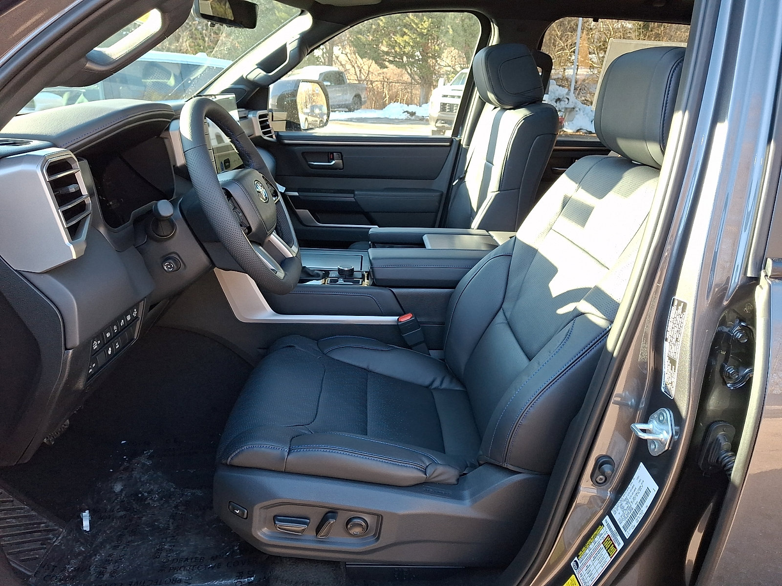 2026 Toyota Tundra Platinum - Photo 12