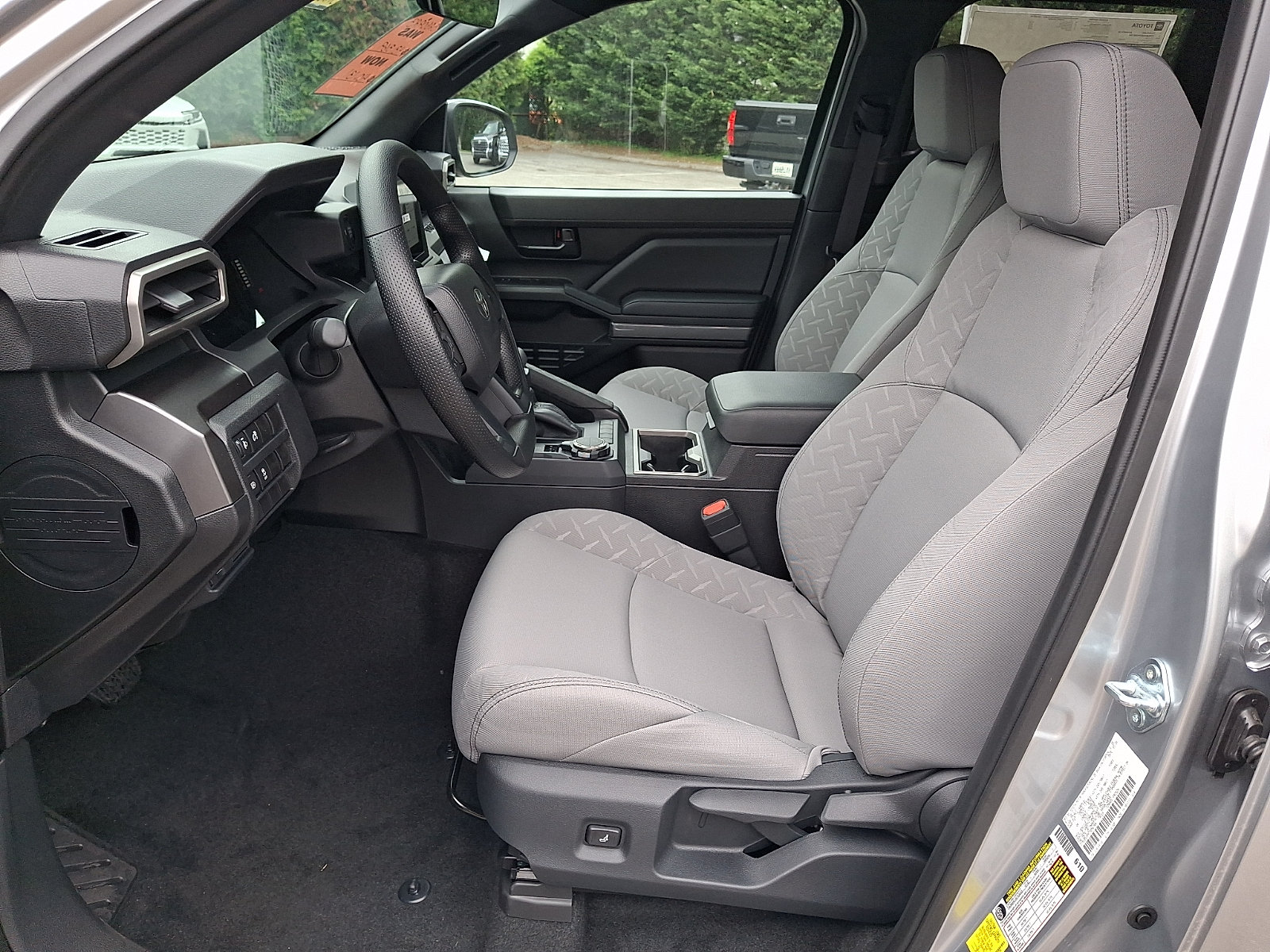2026 Toyota Tacoma SR5 - Photo 13