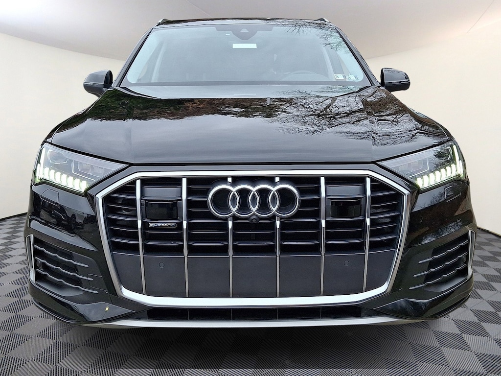 Used 2024 Audi Q7 45 Premium Plus SUV