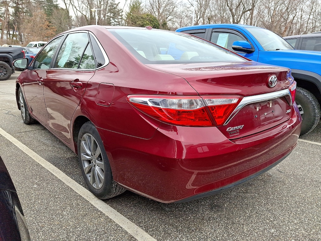 Used 2015 Toyota Camry XLE Sedan