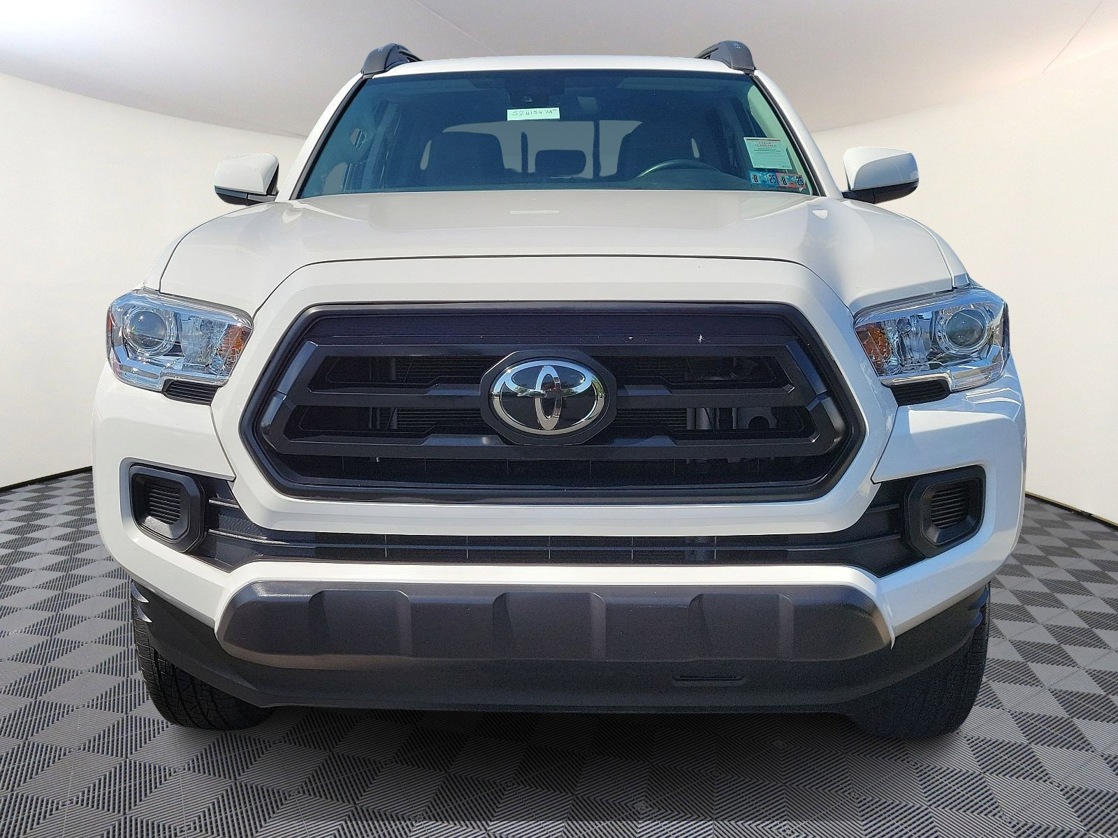 Used 2022 Toyota Tacoma SR with VIN 3TYCZ5AN6NT057726 for sale in Springfield, PA