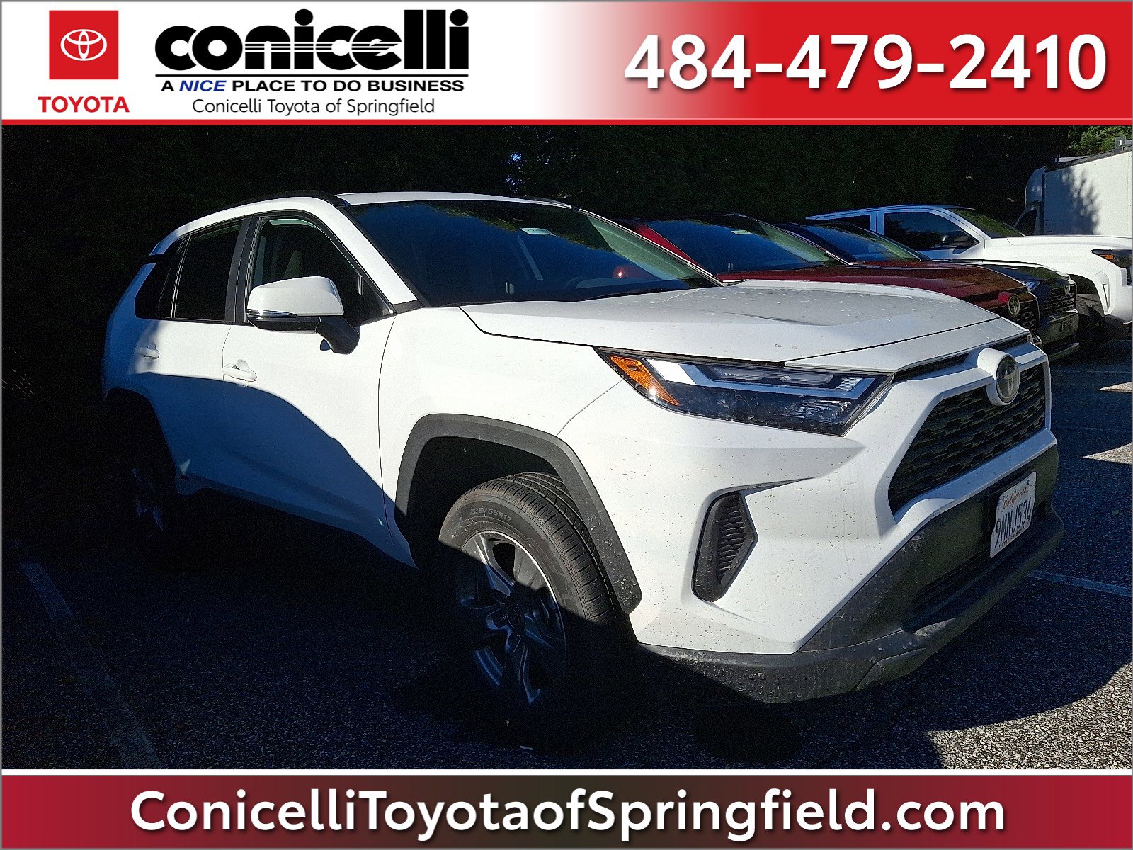 2024 Toyota RAV4 XLE's photo