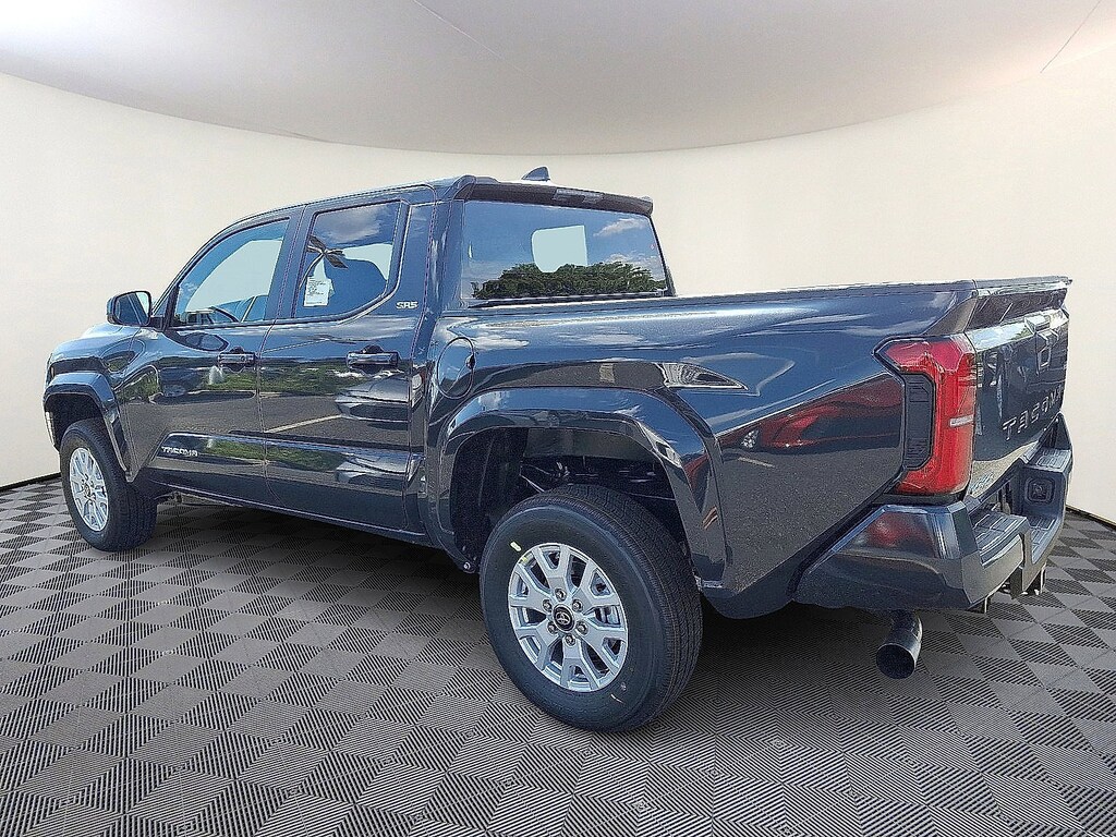 New 2025 Toyota Tacoma SR5 Truck Double Cab