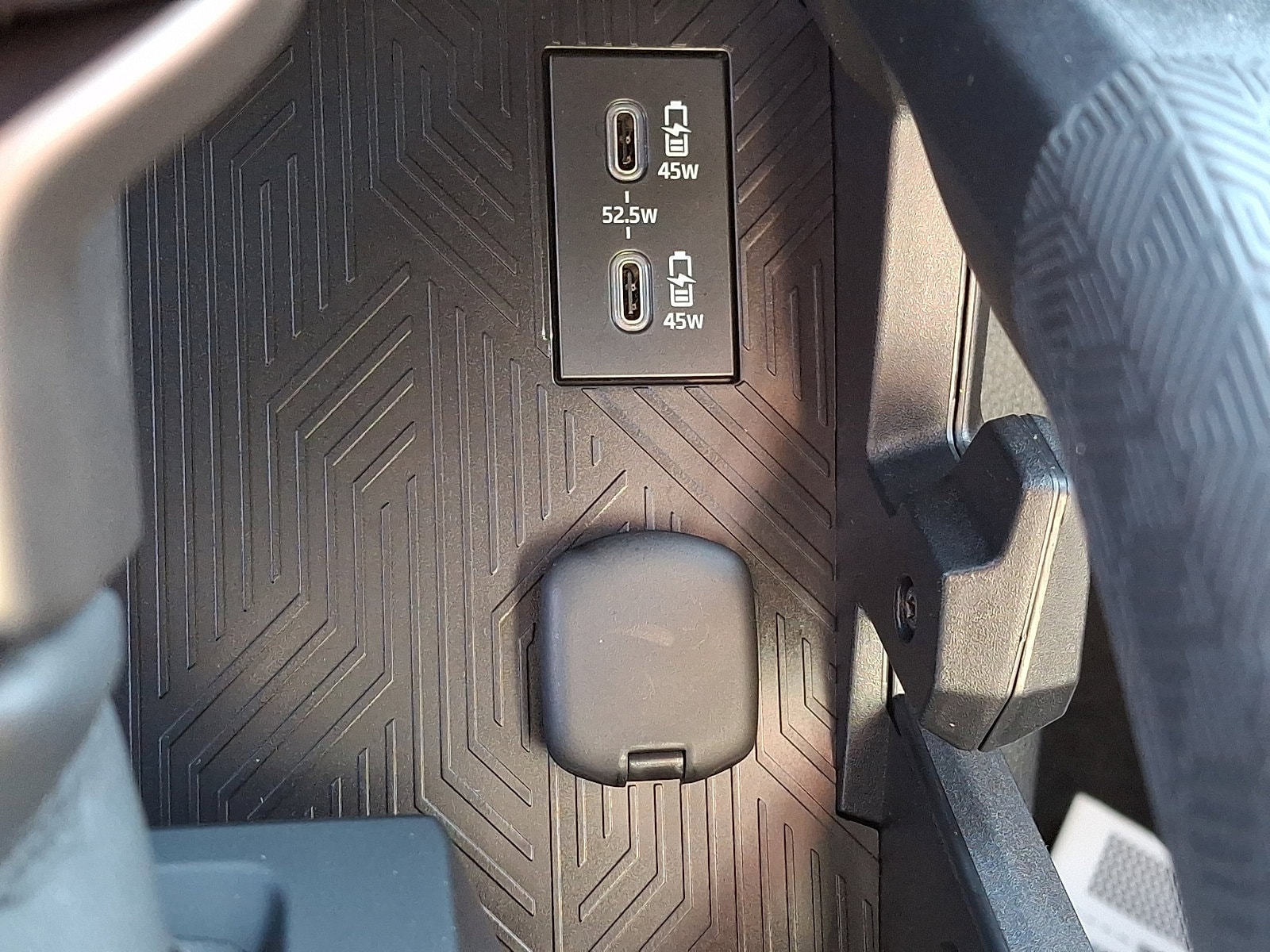 2026 Toyota Tacoma Limited - Photo 17