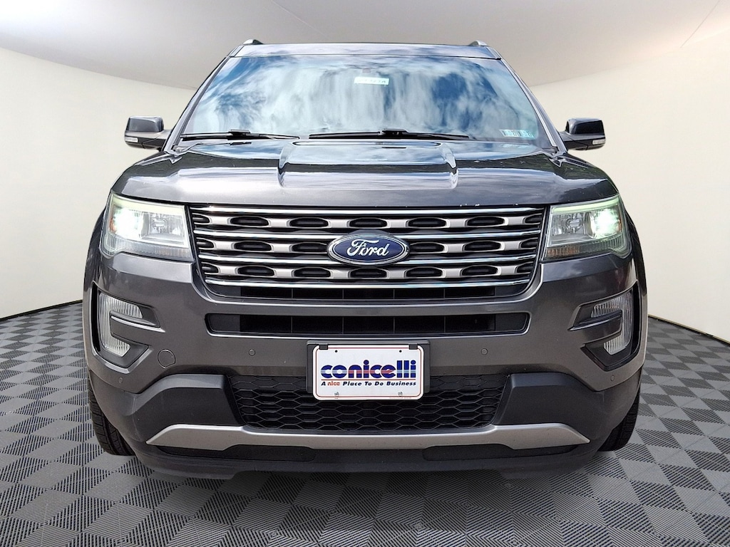 Used 2017 Ford Explorer XLT SUV