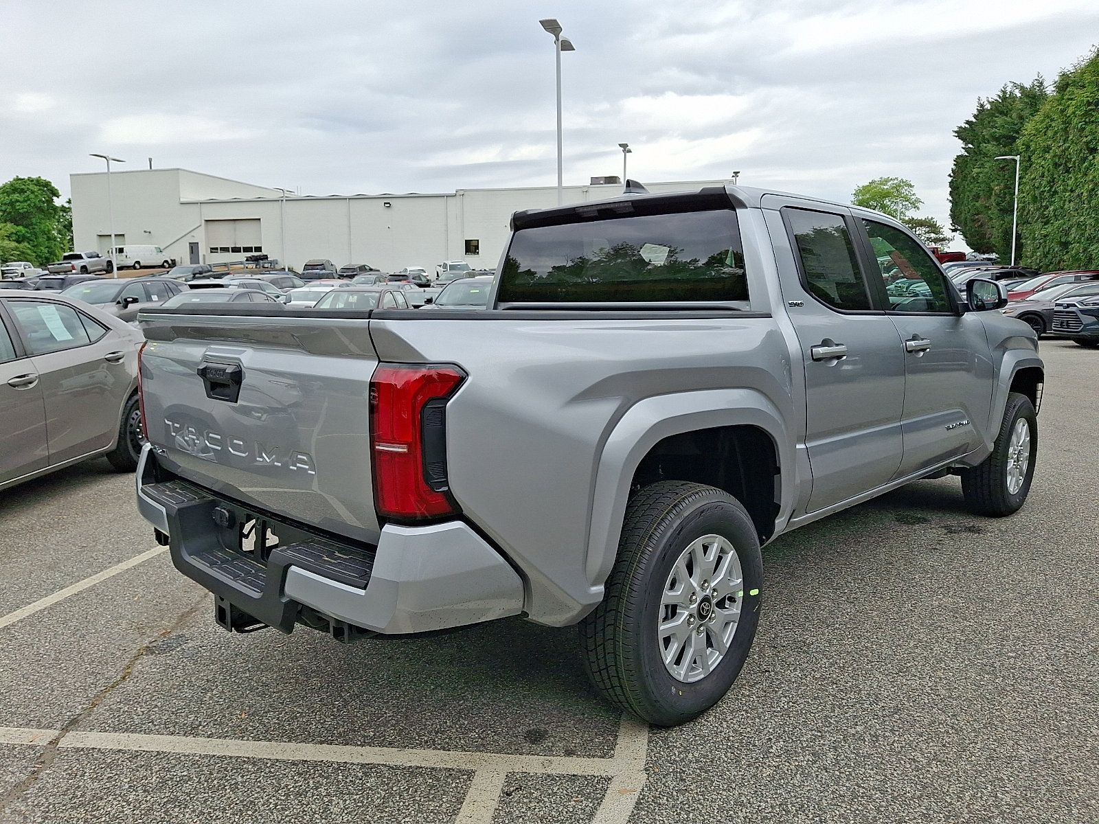 2026 Toyota Tacoma SR5 - Photo 6