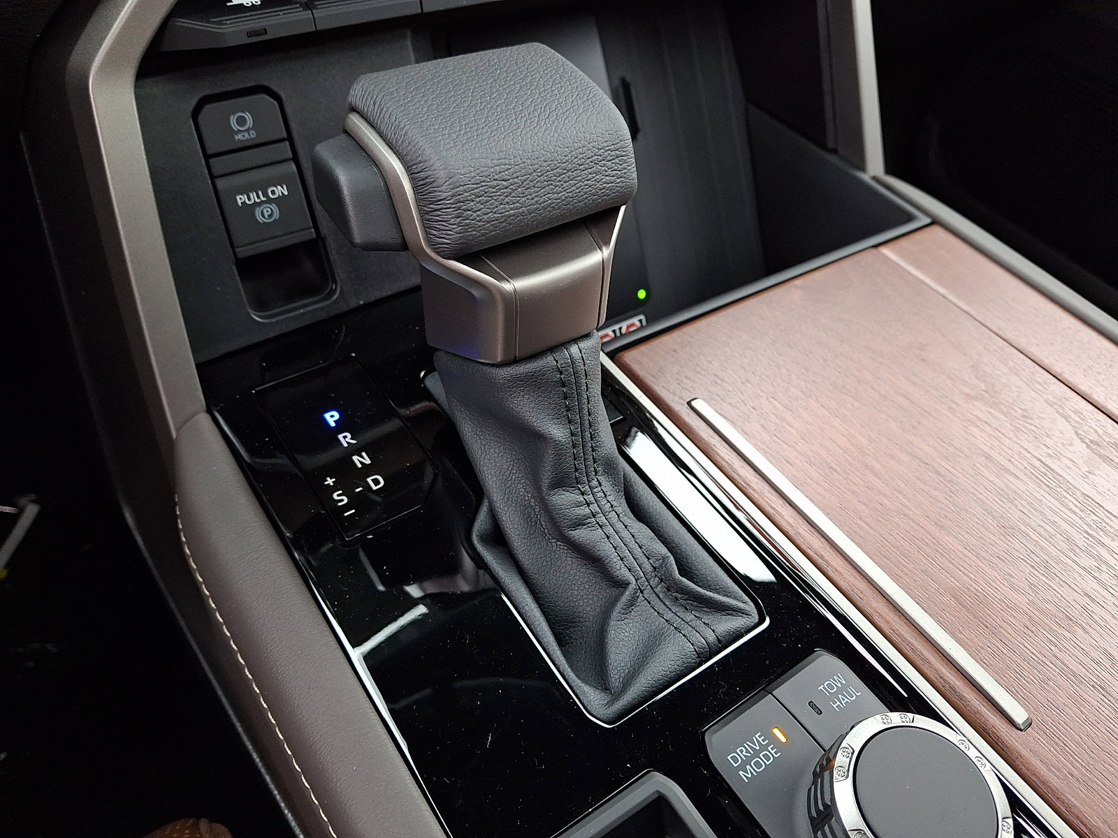 2026 Toyota Tundra 1794 Edition - Photo 15