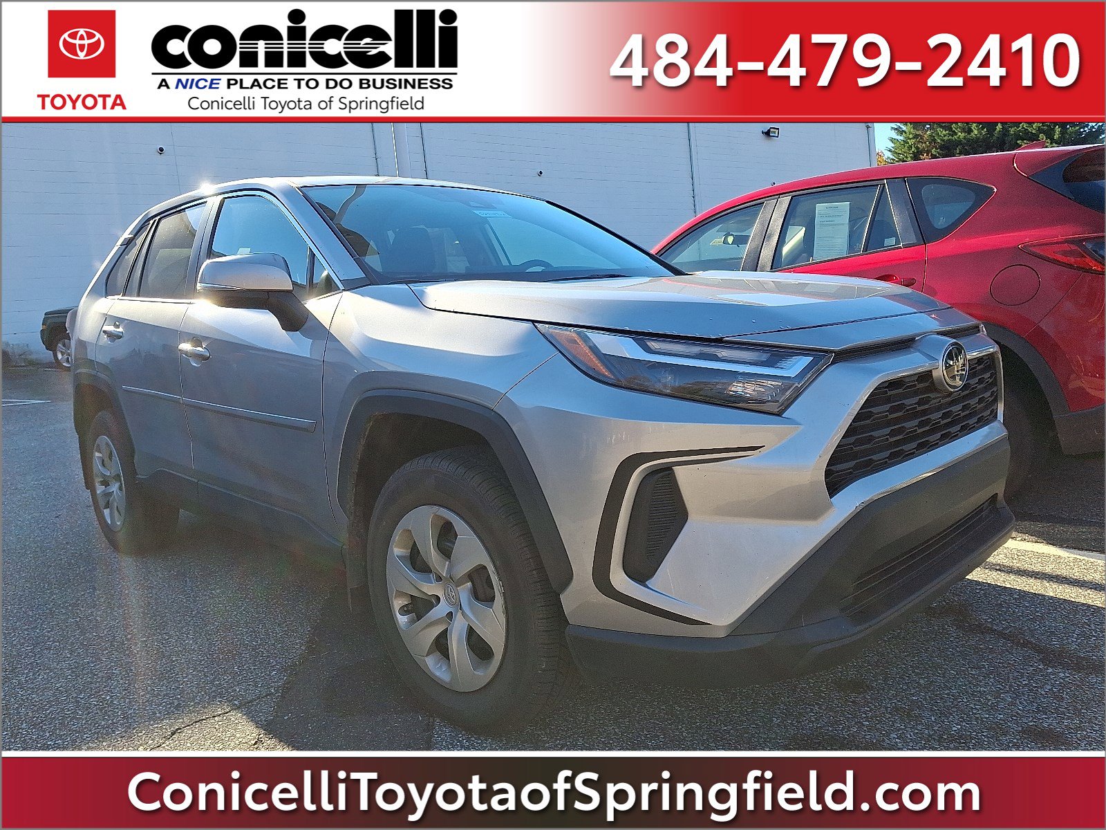 2023 Toyota RAV4 LE's photo