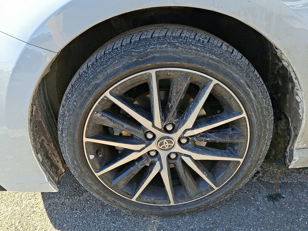 Used 2023 Toyota Camry SE Sedan