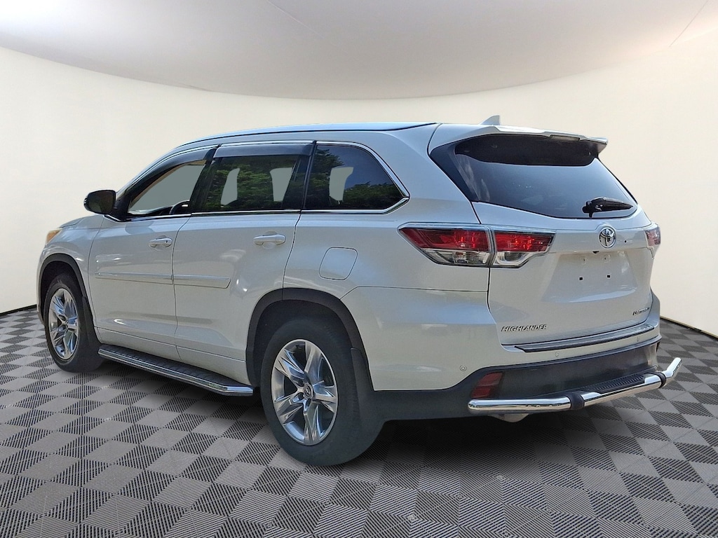 Used 2016 Toyota Highlander Limited V6 SUV