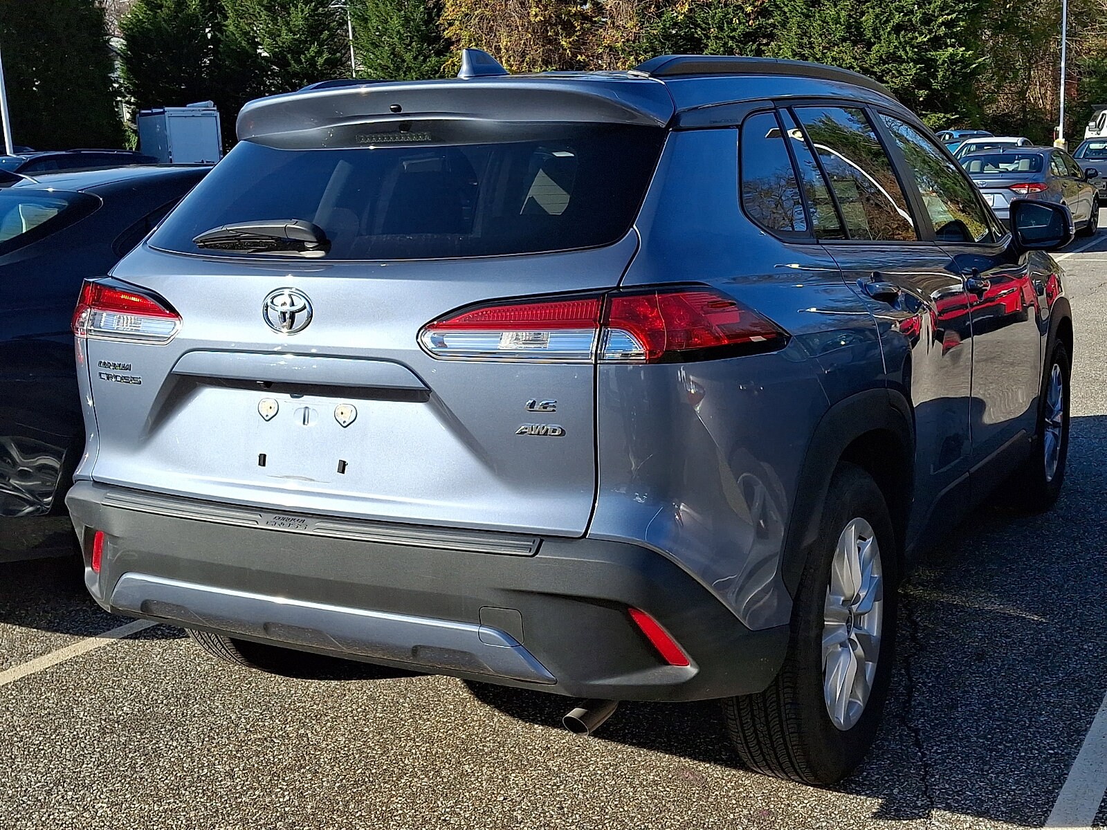 2023 Toyota Corolla Cross LE photo 4