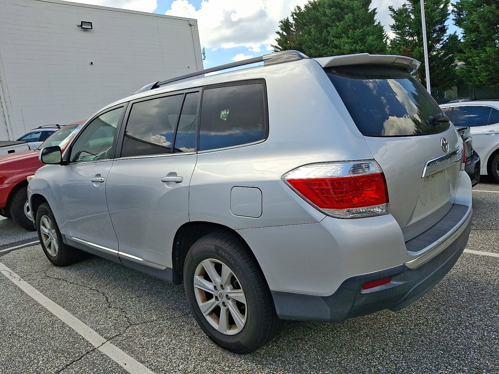 2012 Toyota Highlander Base photo 3