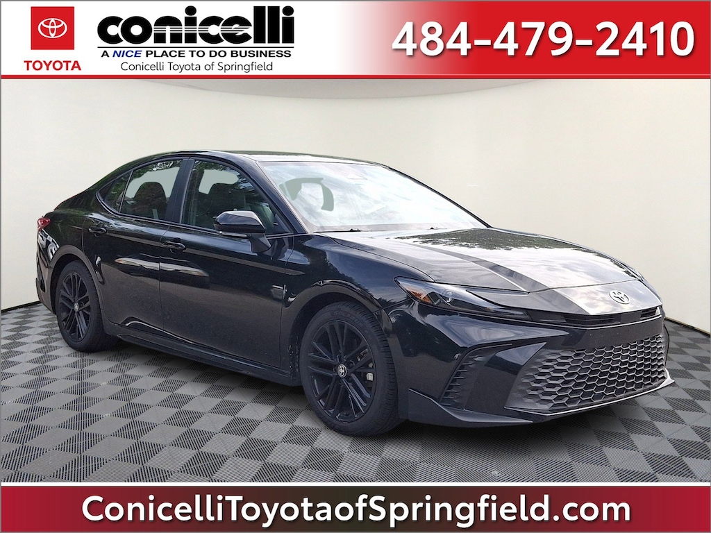 Used 2025 Toyota Camry SE Sedan