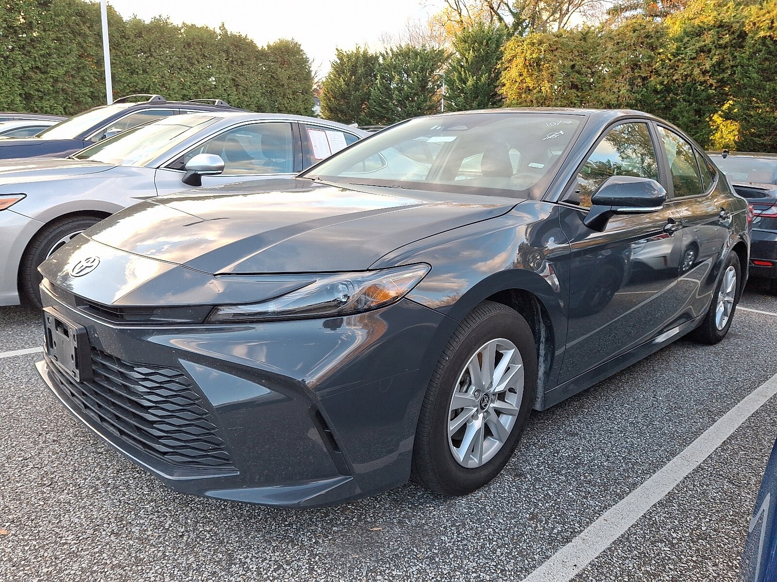 2025 Toyota Camry LE photo 2