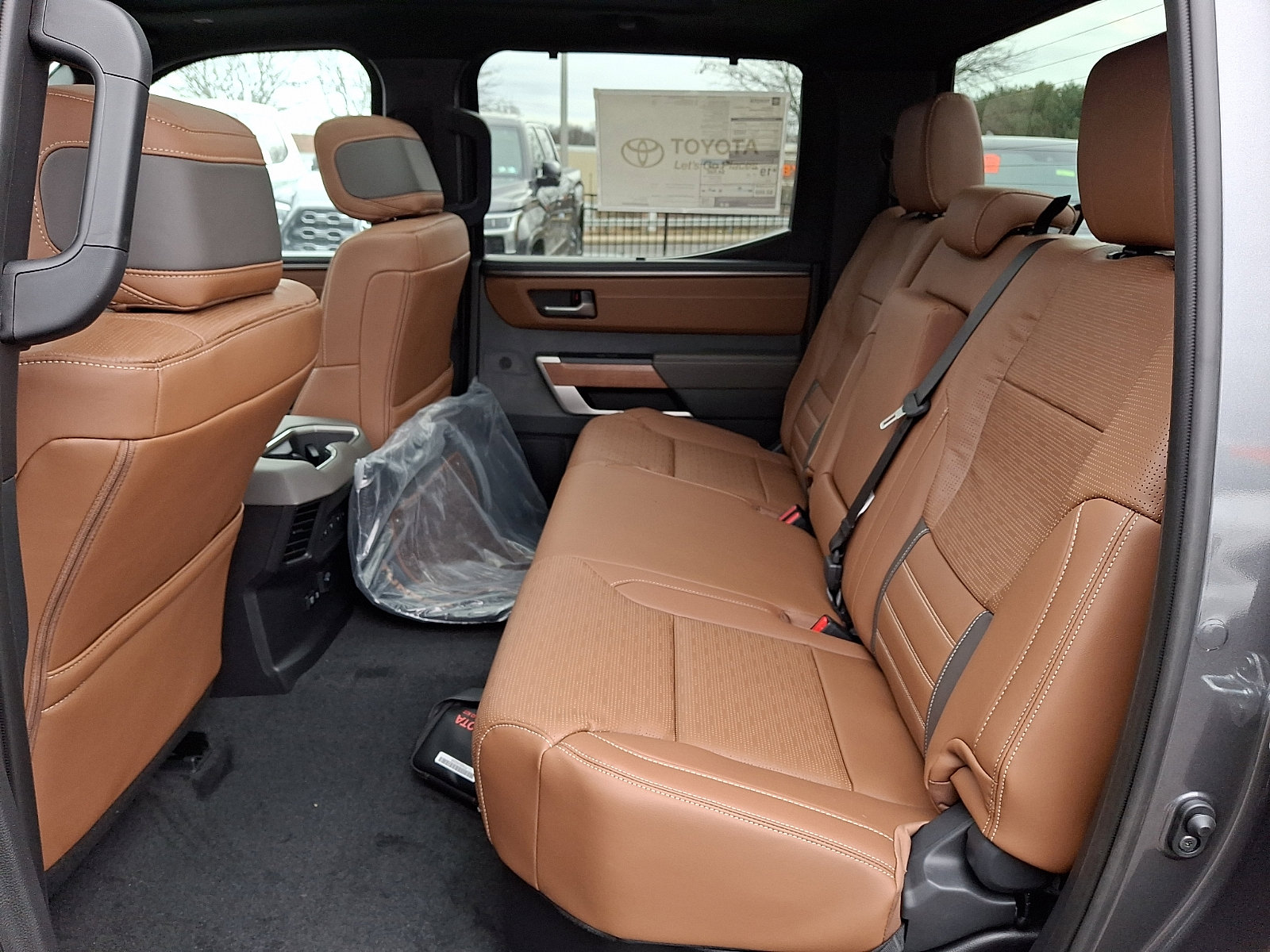 2026 Toyota Tundra 1794 Edition - Photo 9