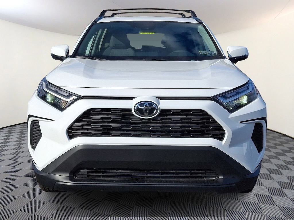 New 2025 Toyota RAV4 XLE SUV
