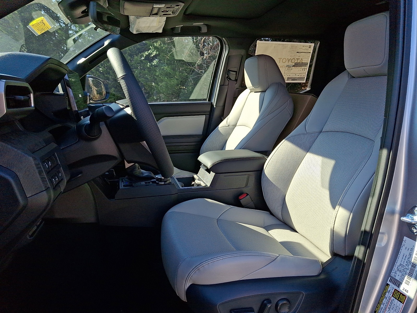 2026 Toyota Tacoma Limited - Photo 9