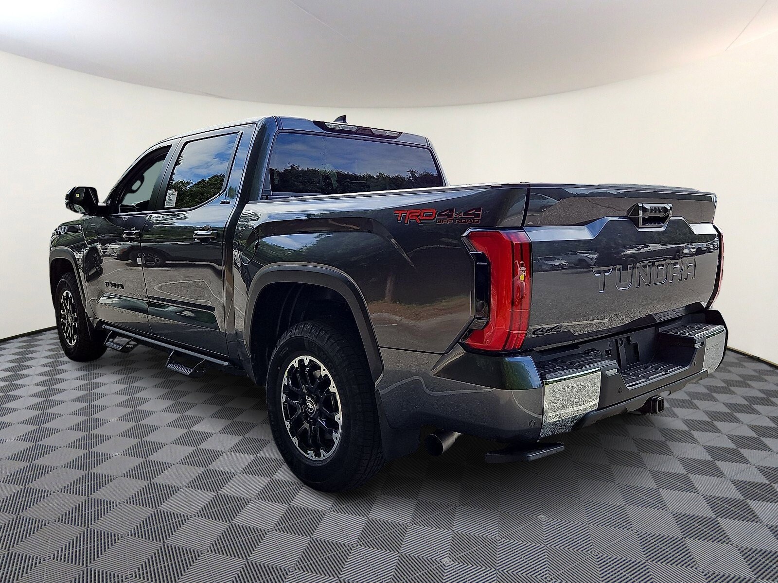 2026 Toyota Tundra SR5 photo 4