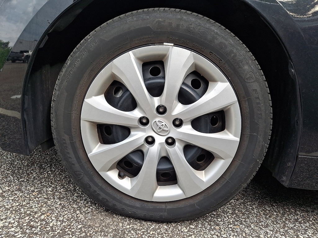 Used 2025 Toyota Corolla LE Sedan
