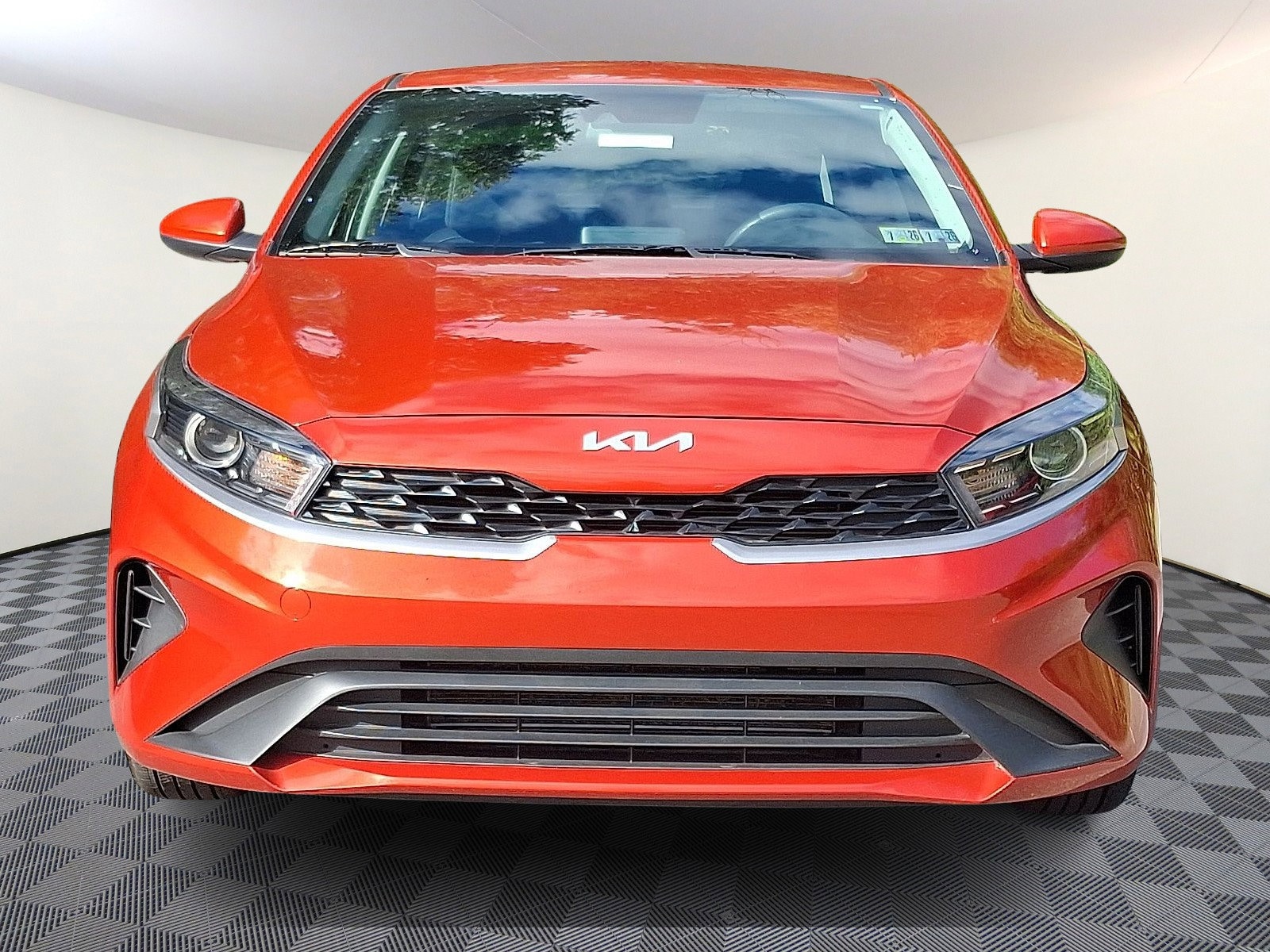 Used 2024 Kia Forte LXS with VIN 3KPF24AD2RE708378 for sale in Springfield, PA