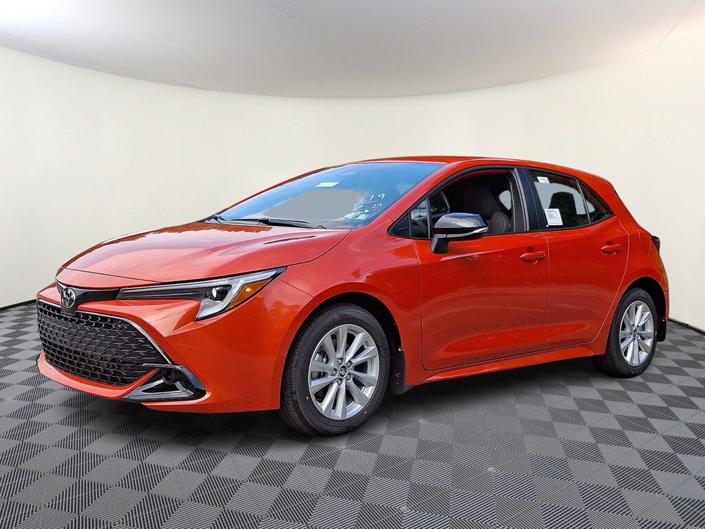 Used 2026 Toyota Corolla Hatchback SE Hatchback