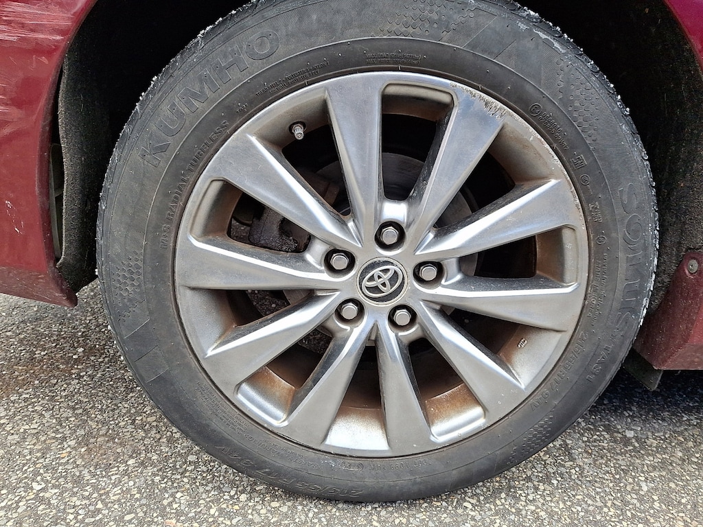 Used 2015 Toyota Camry XLE Sedan