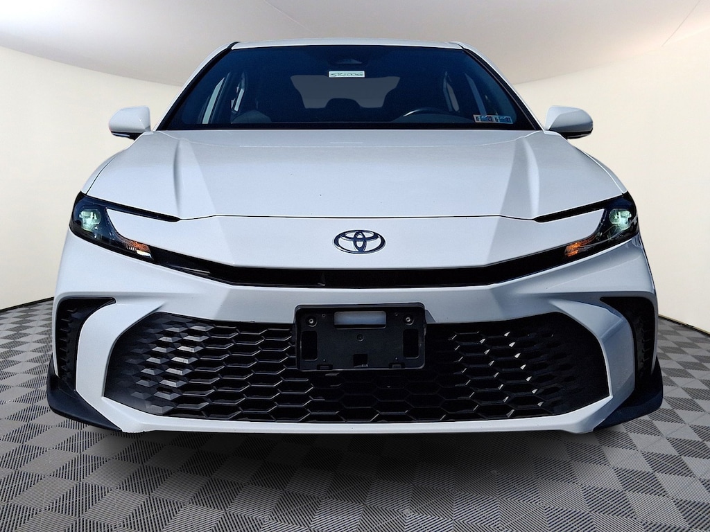 Certified 2025 Toyota Camry SE Sedan