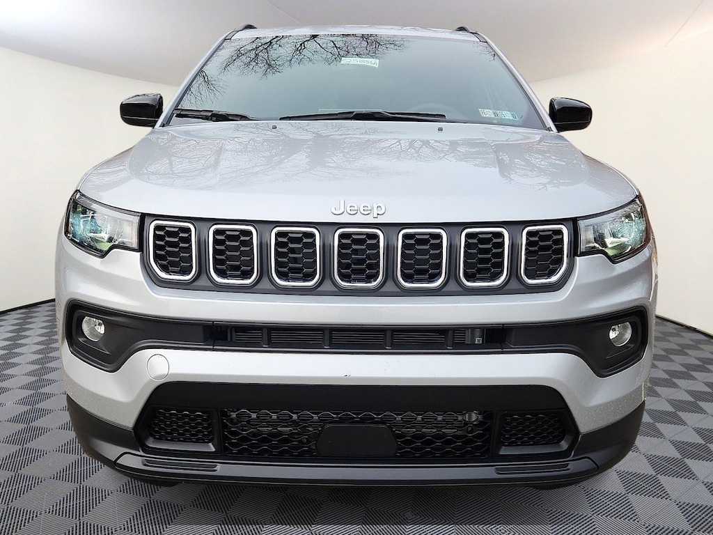 Used 2024 Jeep Compass Latitude Lux SUV