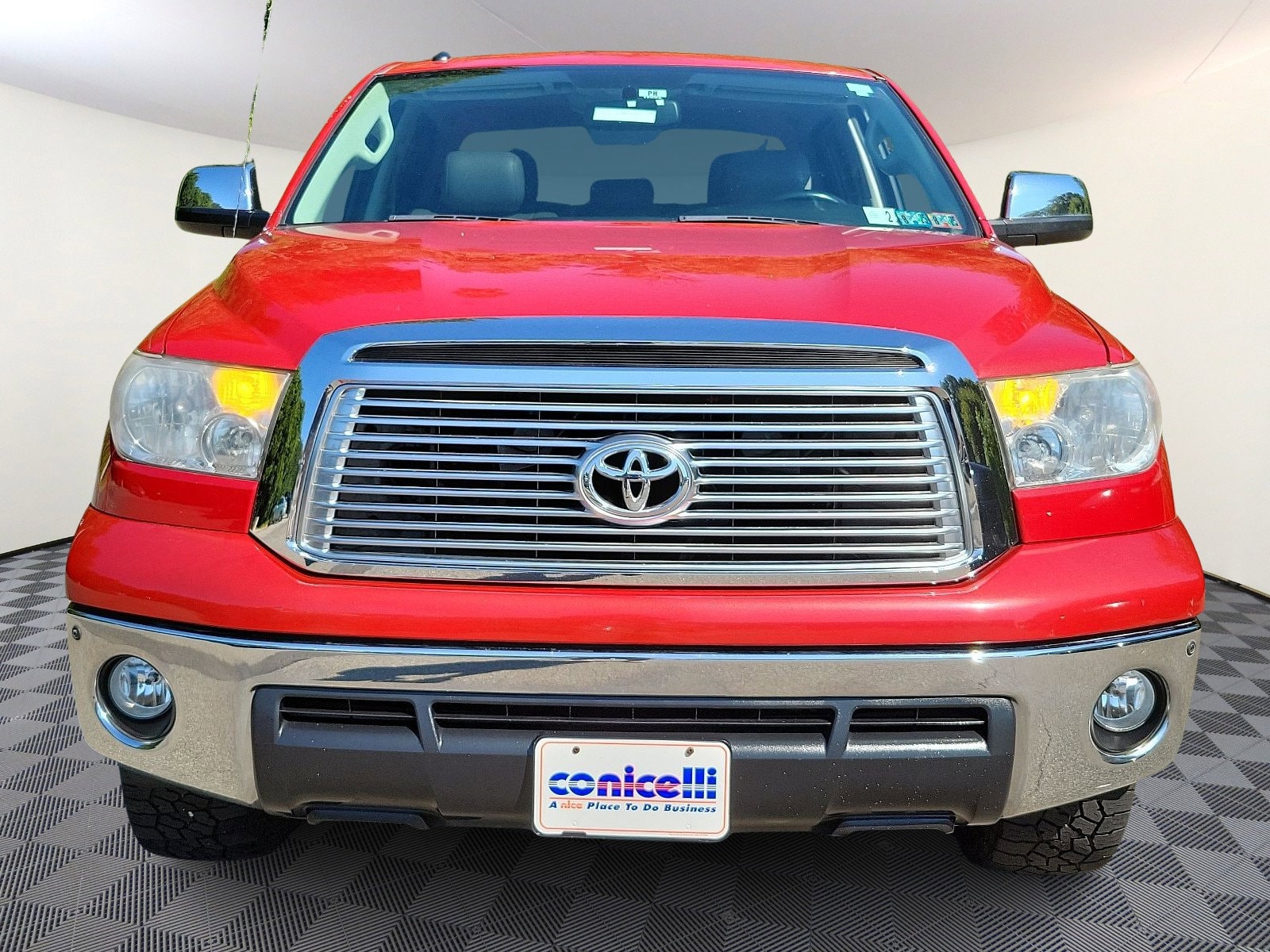 Used 2011 Toyota Tundra Limited with VIN 5TFHY5F13BX186586 for sale in Springfield, PA