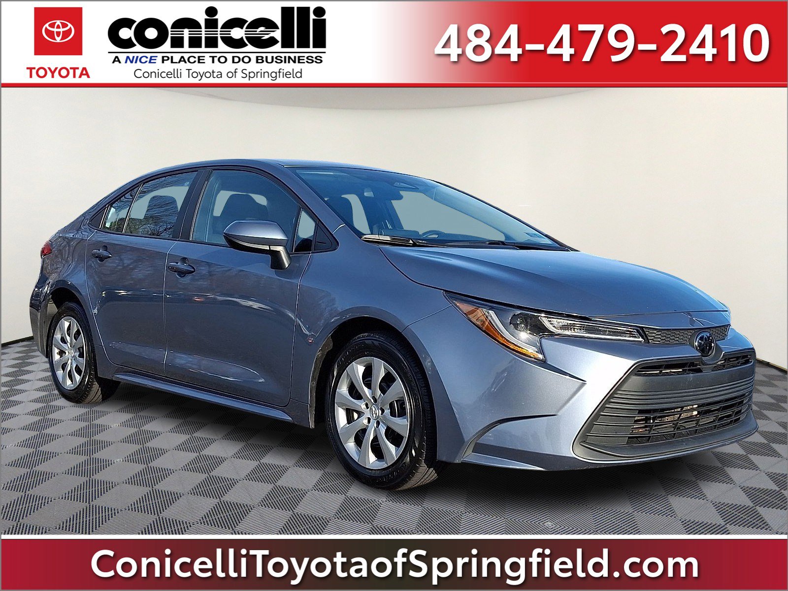 2024 Toyota Corolla LE's photo