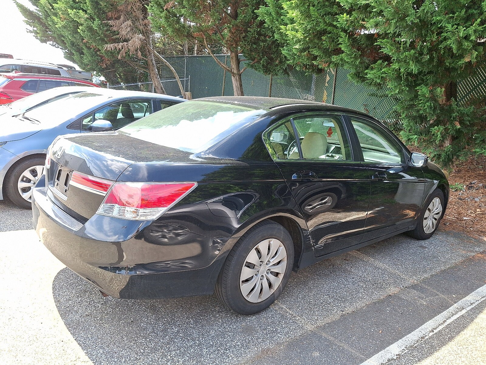 2011 Honda Accord LX photo 2