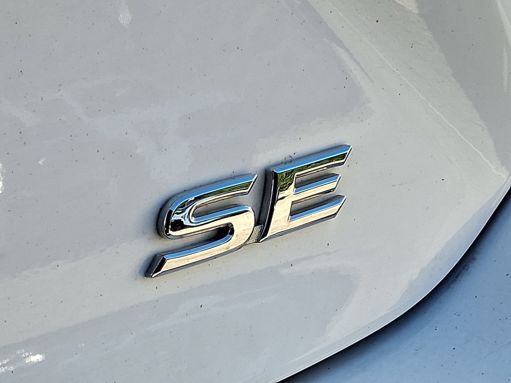 Used 2025 Toyota Camry SE Sedan