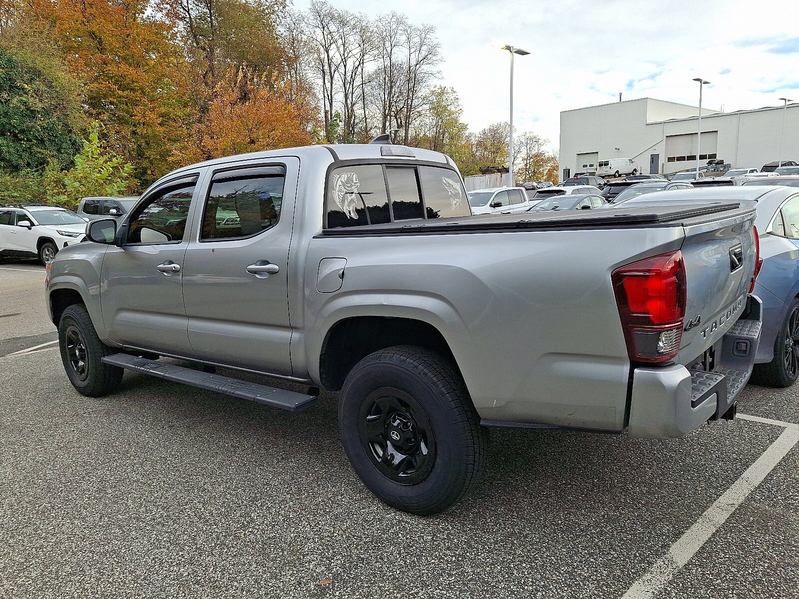 2023 Toyota Tacoma SR V6 photo 3
