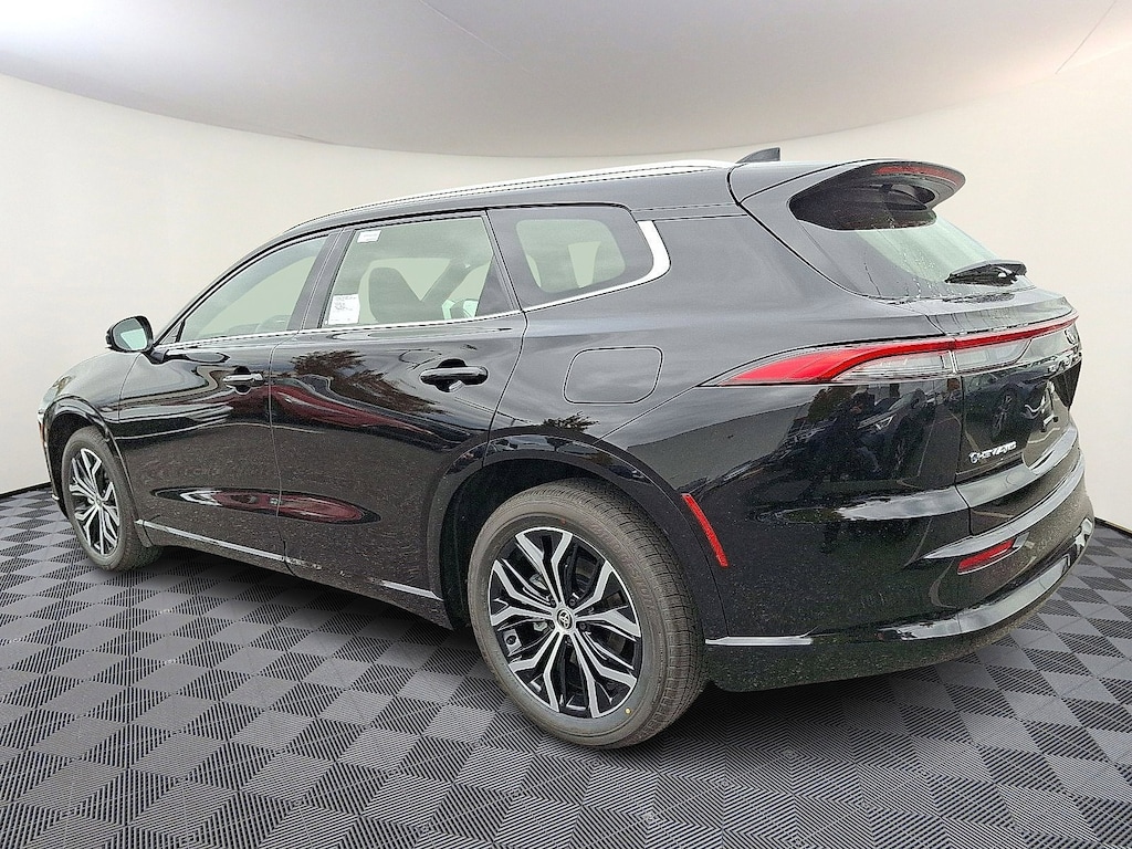 New 2025 Toyota Crown Signia XLE SUV