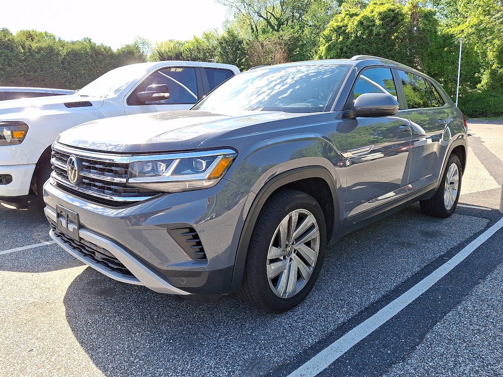 Used 2020 Volkswagen Atlas Cross Sport 2.0T SE w/Technology 4MOTION SUV